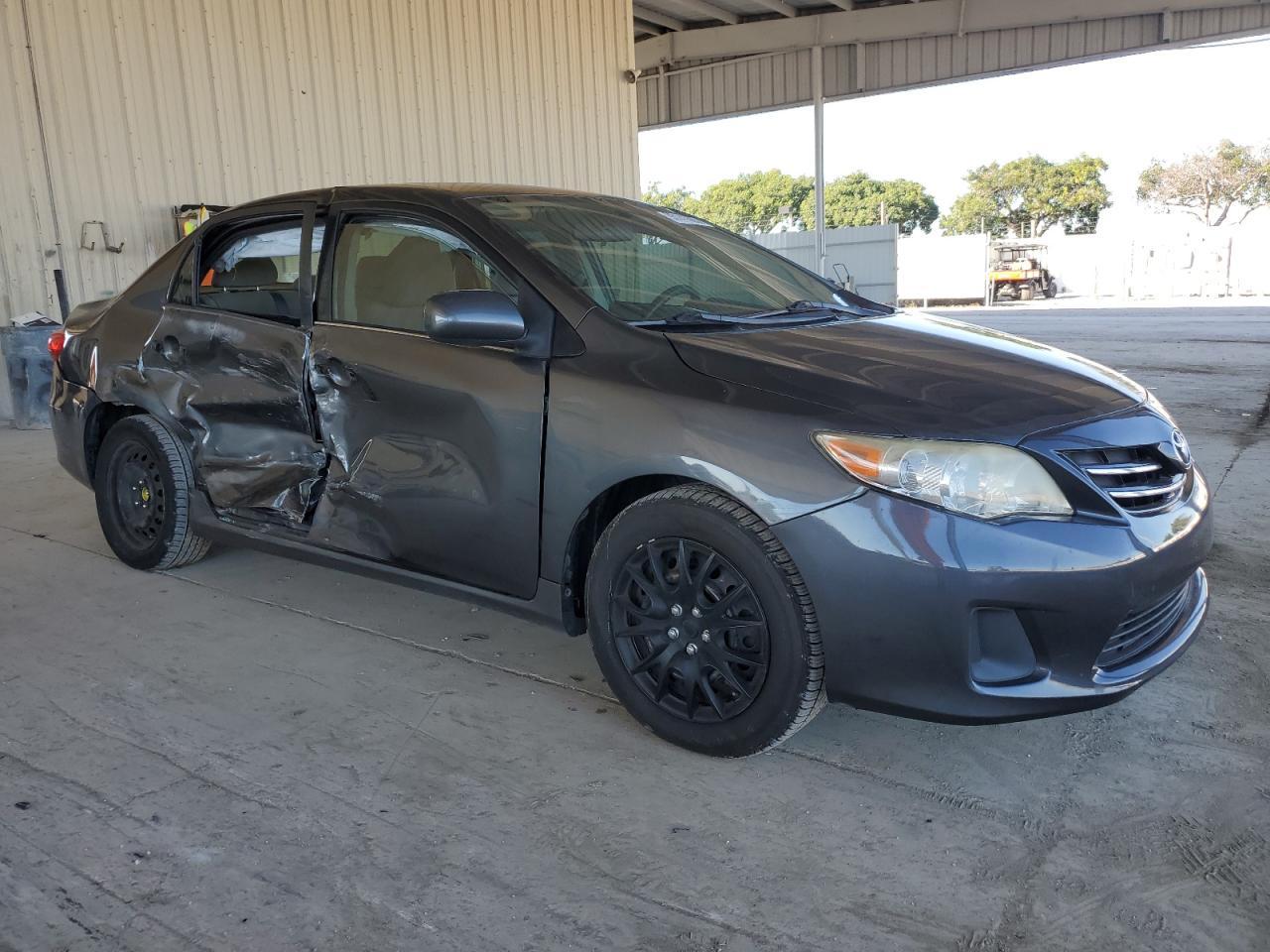 2013 TOYOTA COROLLA