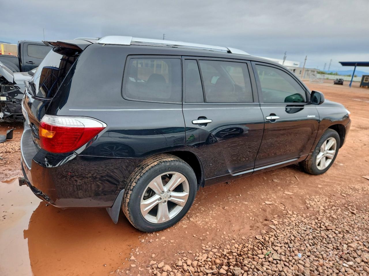 2010 TOYOTA HIGHLANDER