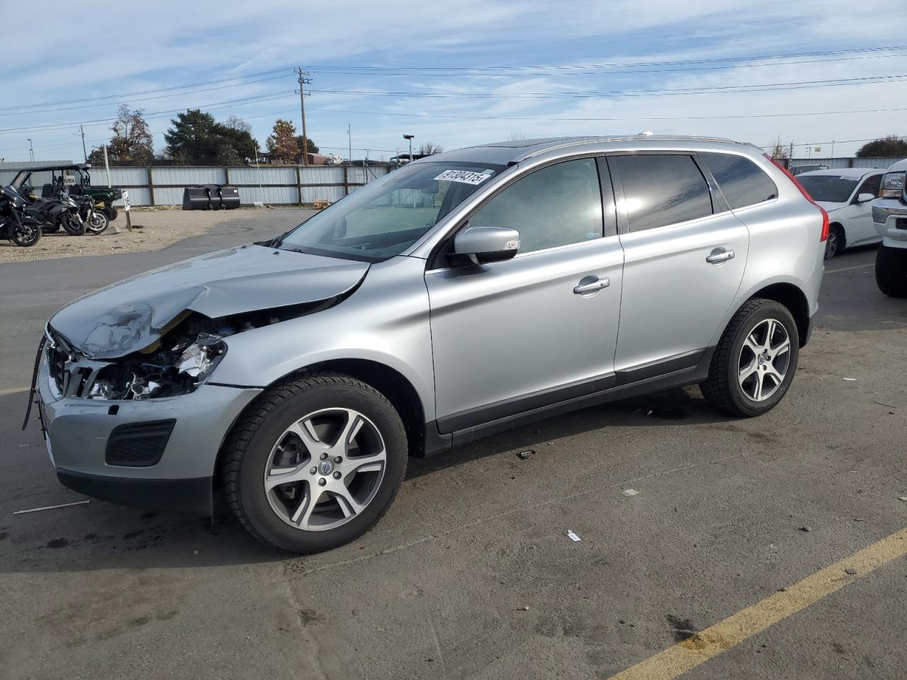 2013 VOLVO XC60
