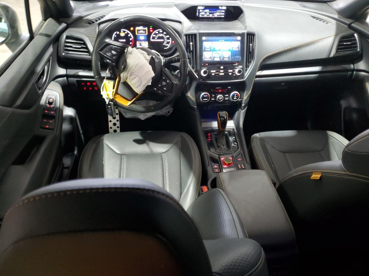 2023 SUBARU FORESTER