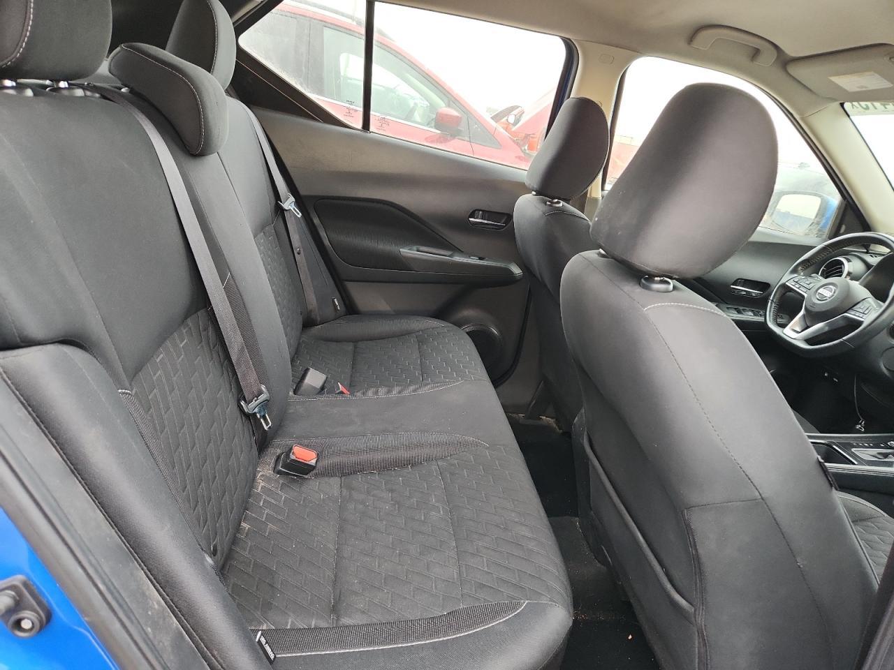 2021 NISSAN KICKS
