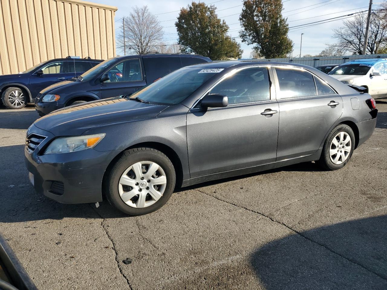 2011 TOYOTA CAMRY