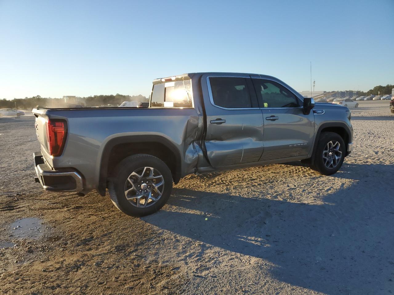 2025 GMC Sierra