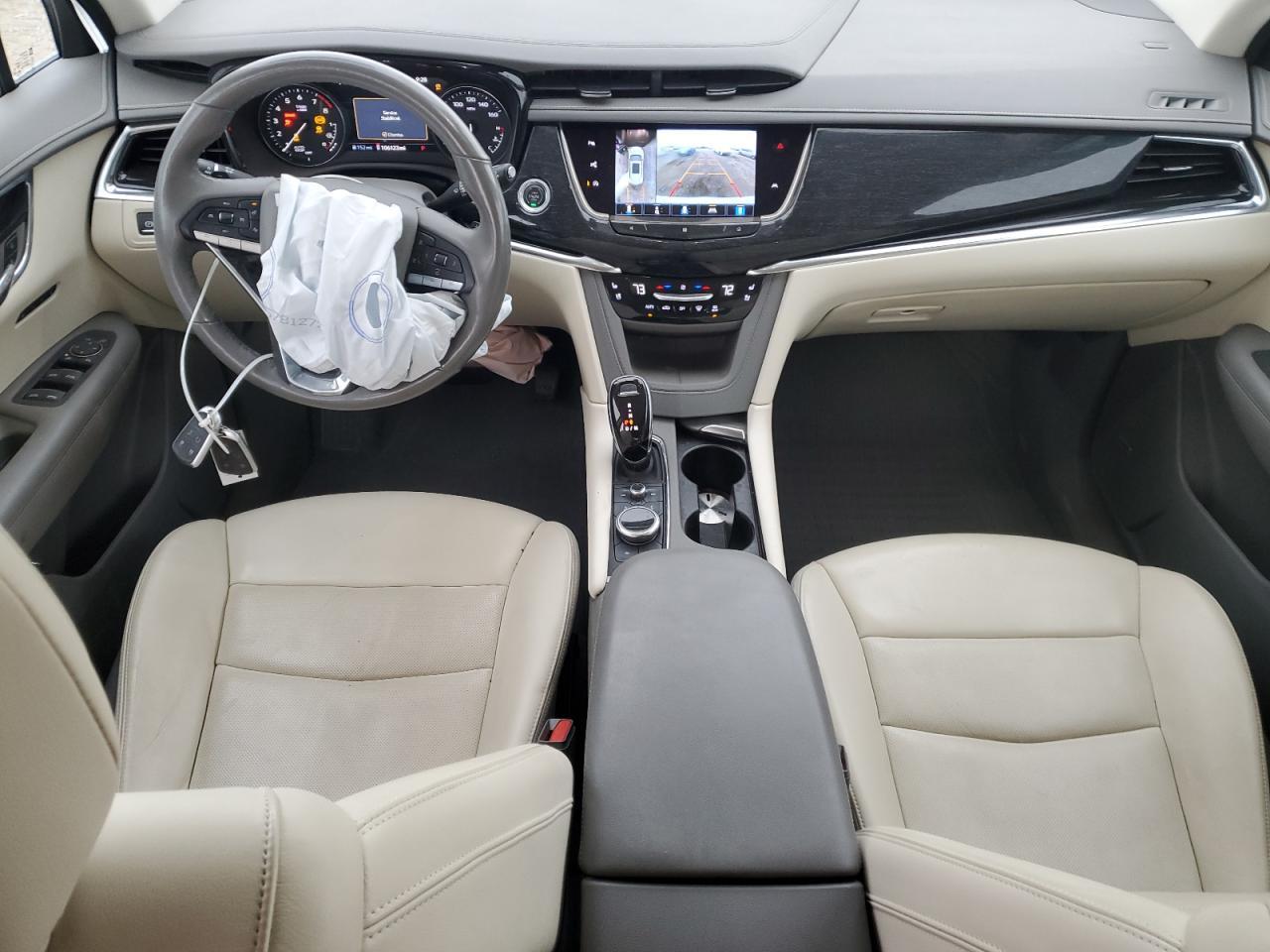 2021 CADILLAC XT6
