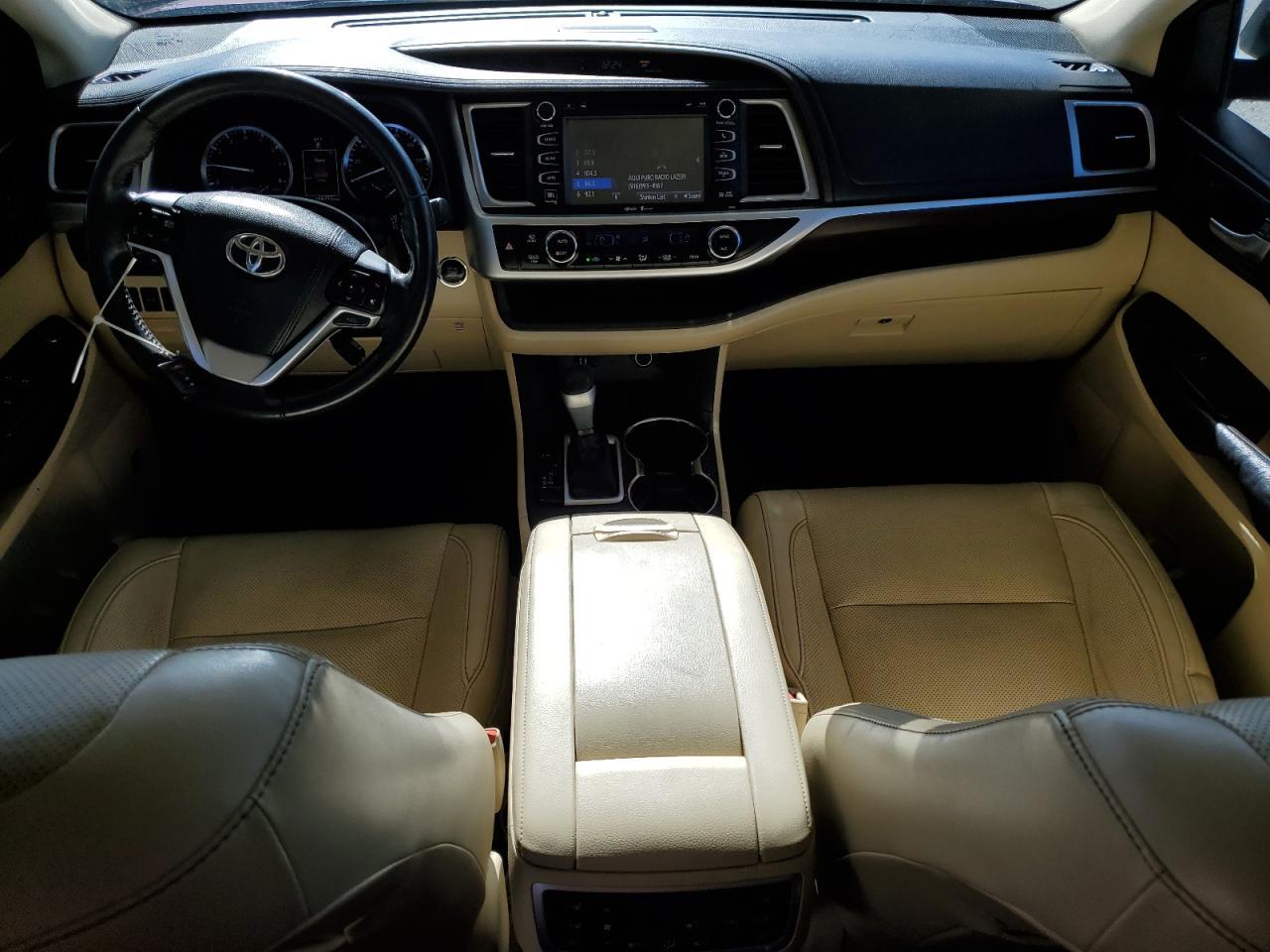 2015 TOYOTA HIGHLANDER