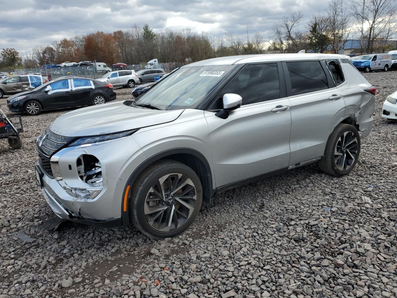 2024 MITSUBISHI outlander