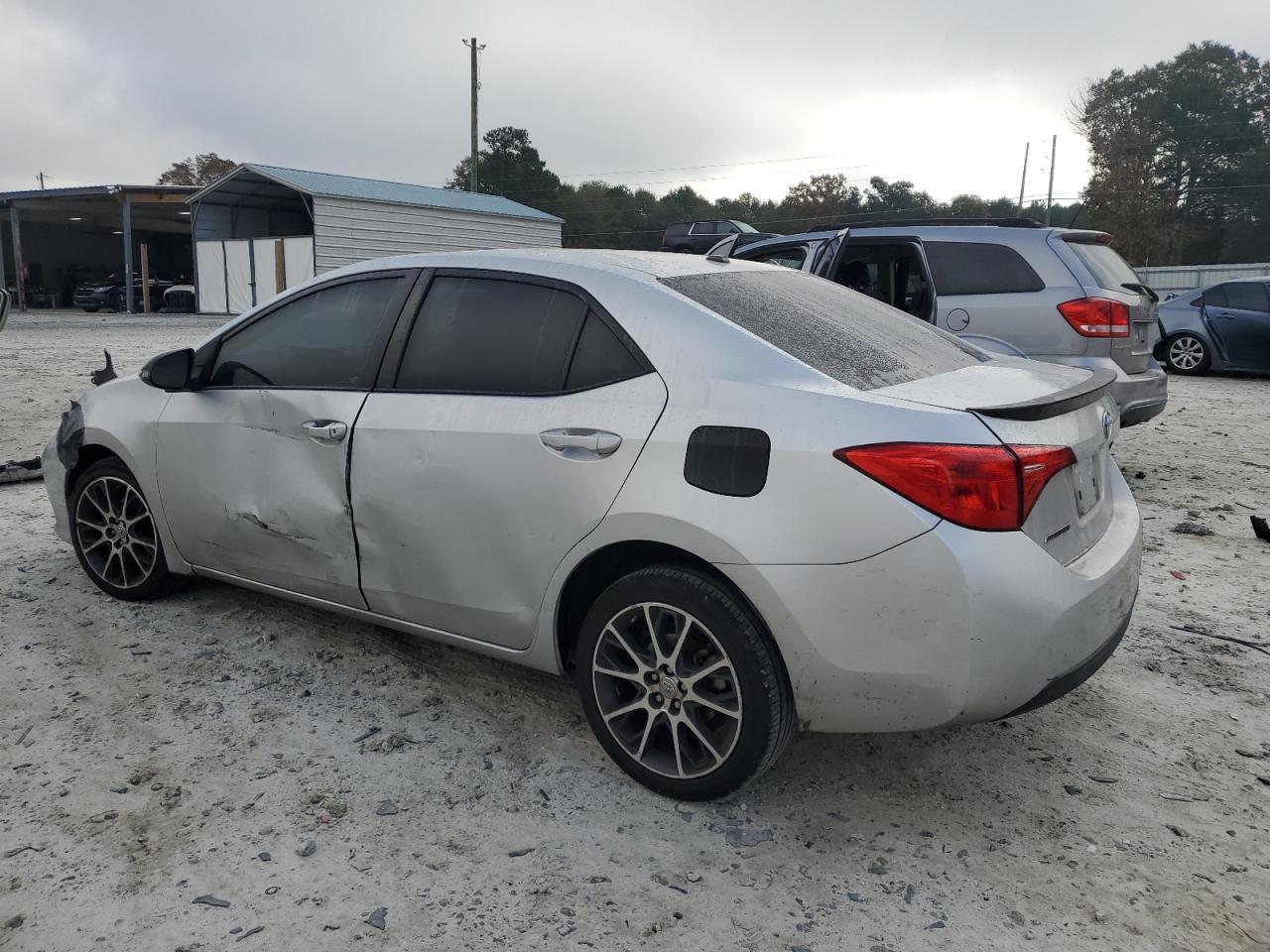 2017 TOYOTA COROLLA