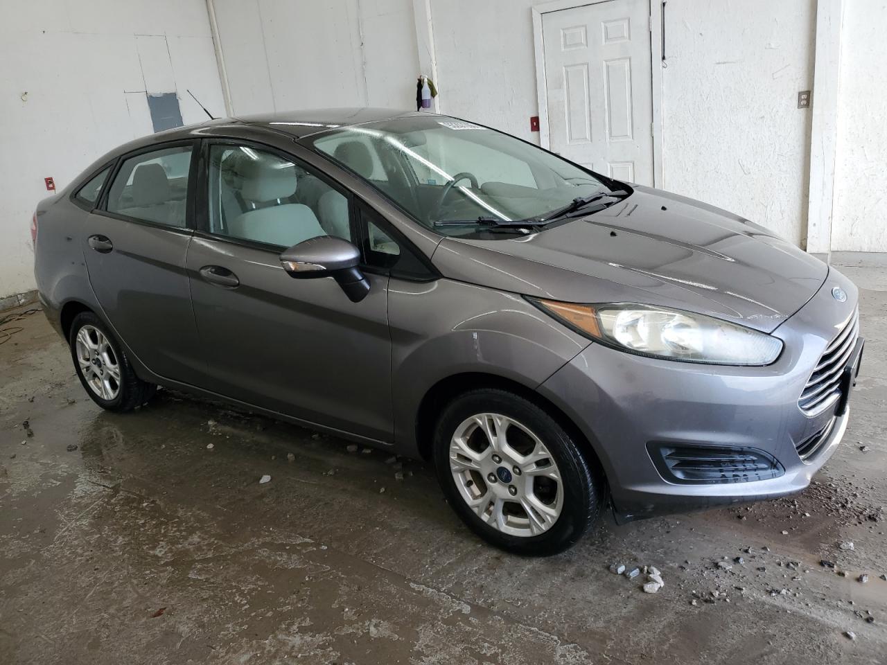 2014 FORD Fiesta