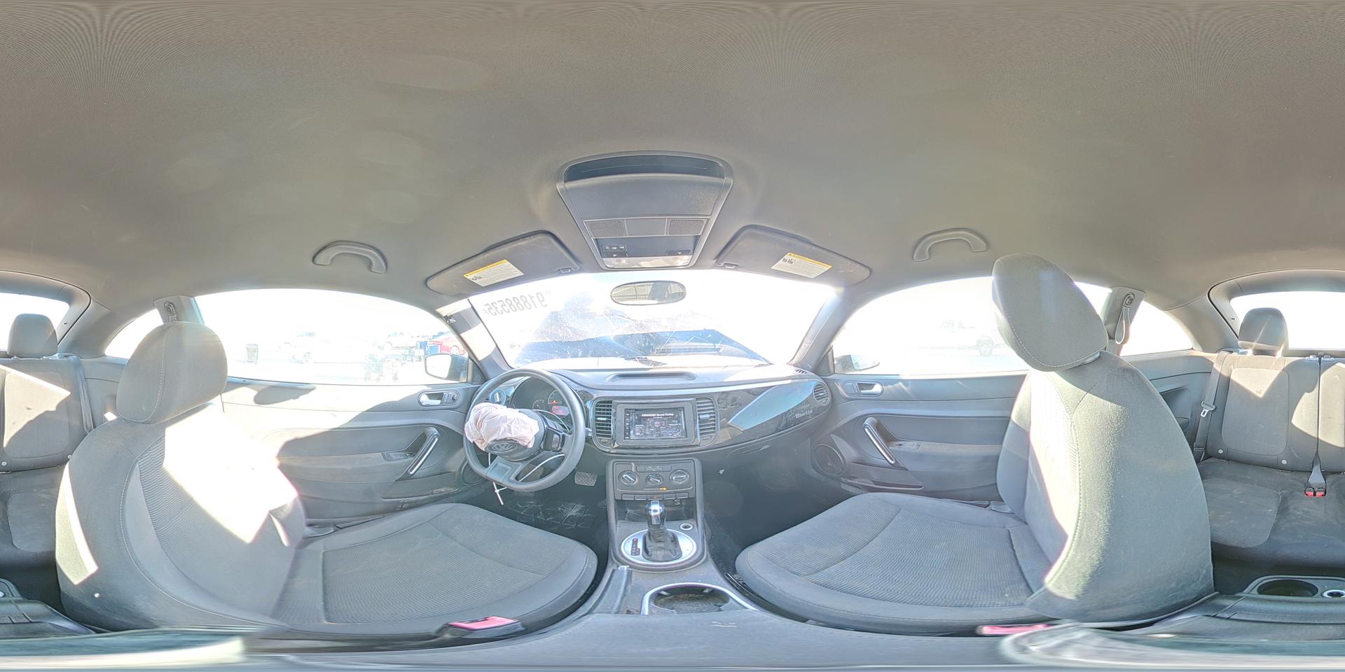 2014 VOLKSWAGEN Beetle