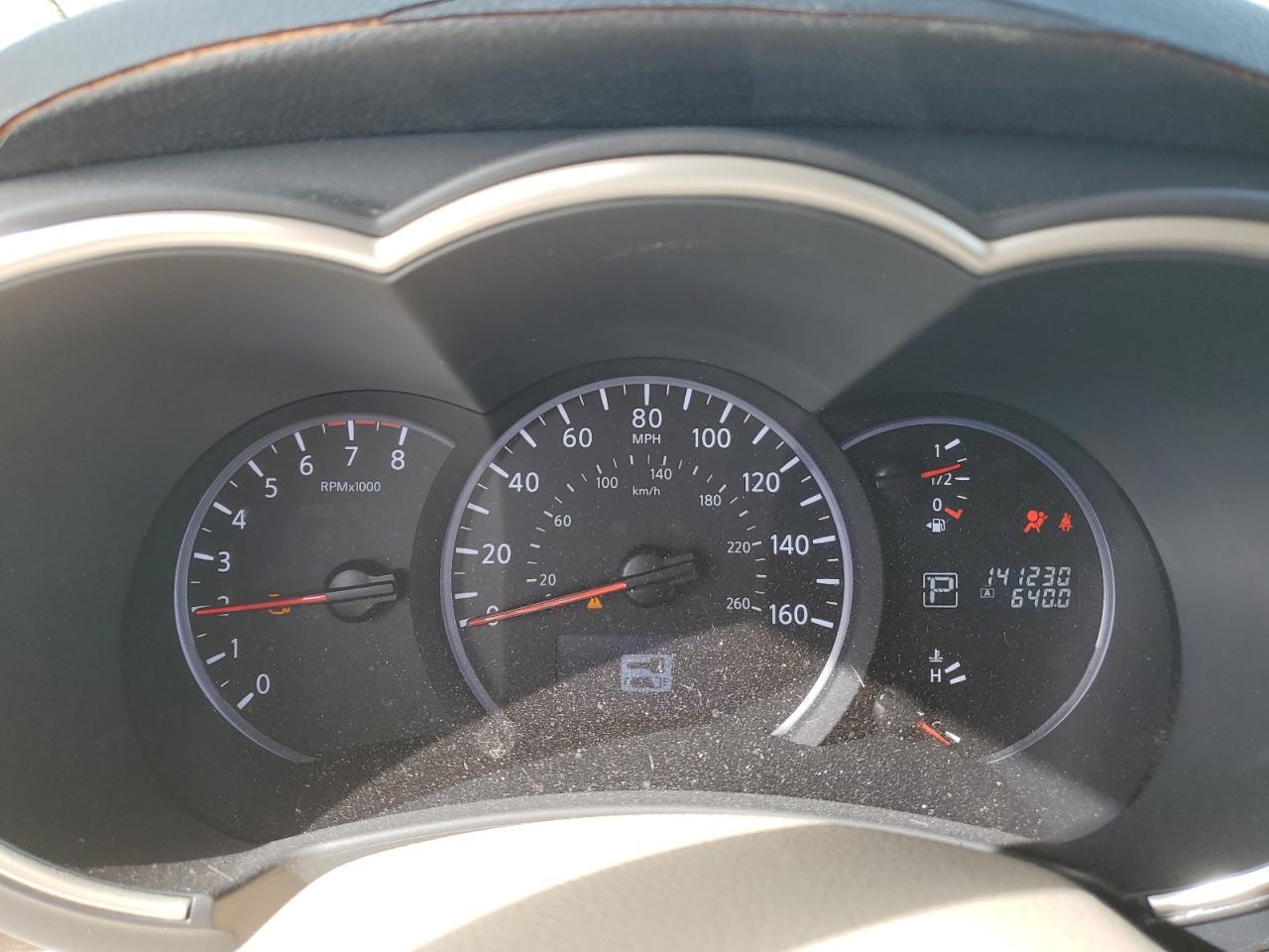 2011 NISSAN Quest