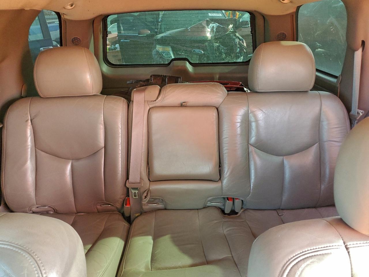 2003 CHEVROLET Tahoe