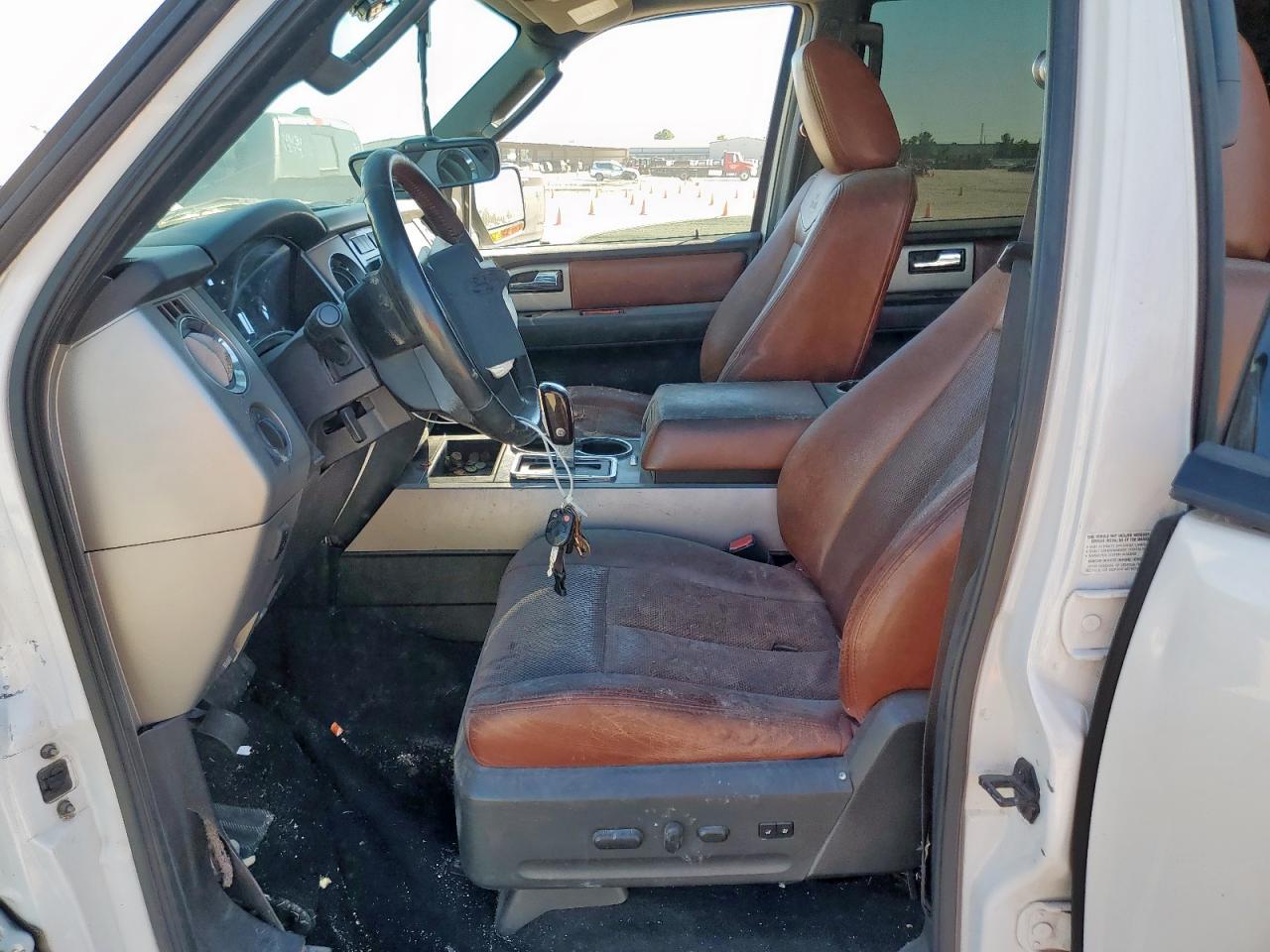 2010 FORD Expedition