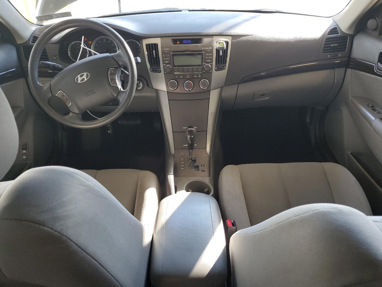 2010 HYUNDAI SONATA