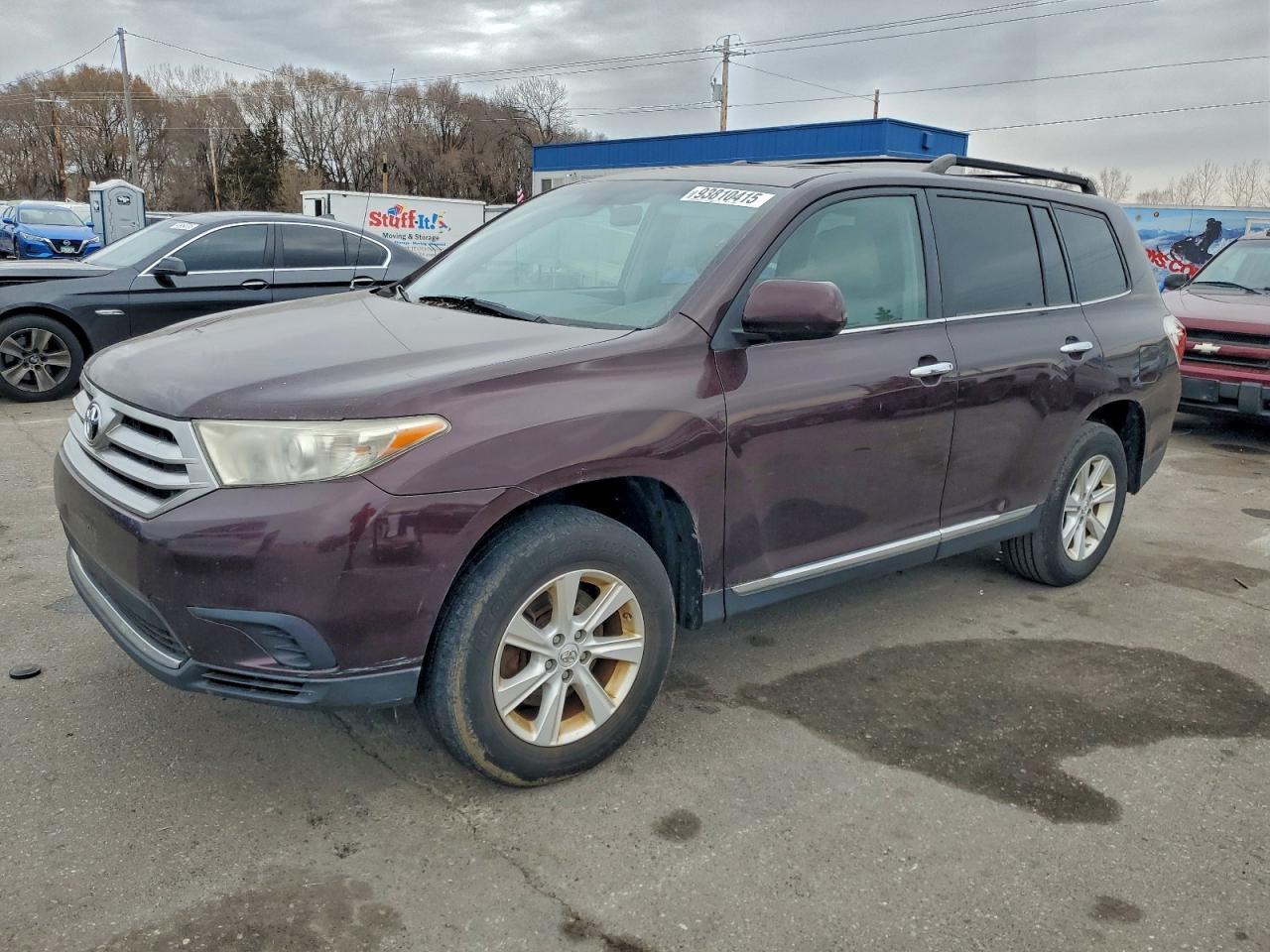 2011 TOYOTA HIGHLANDER