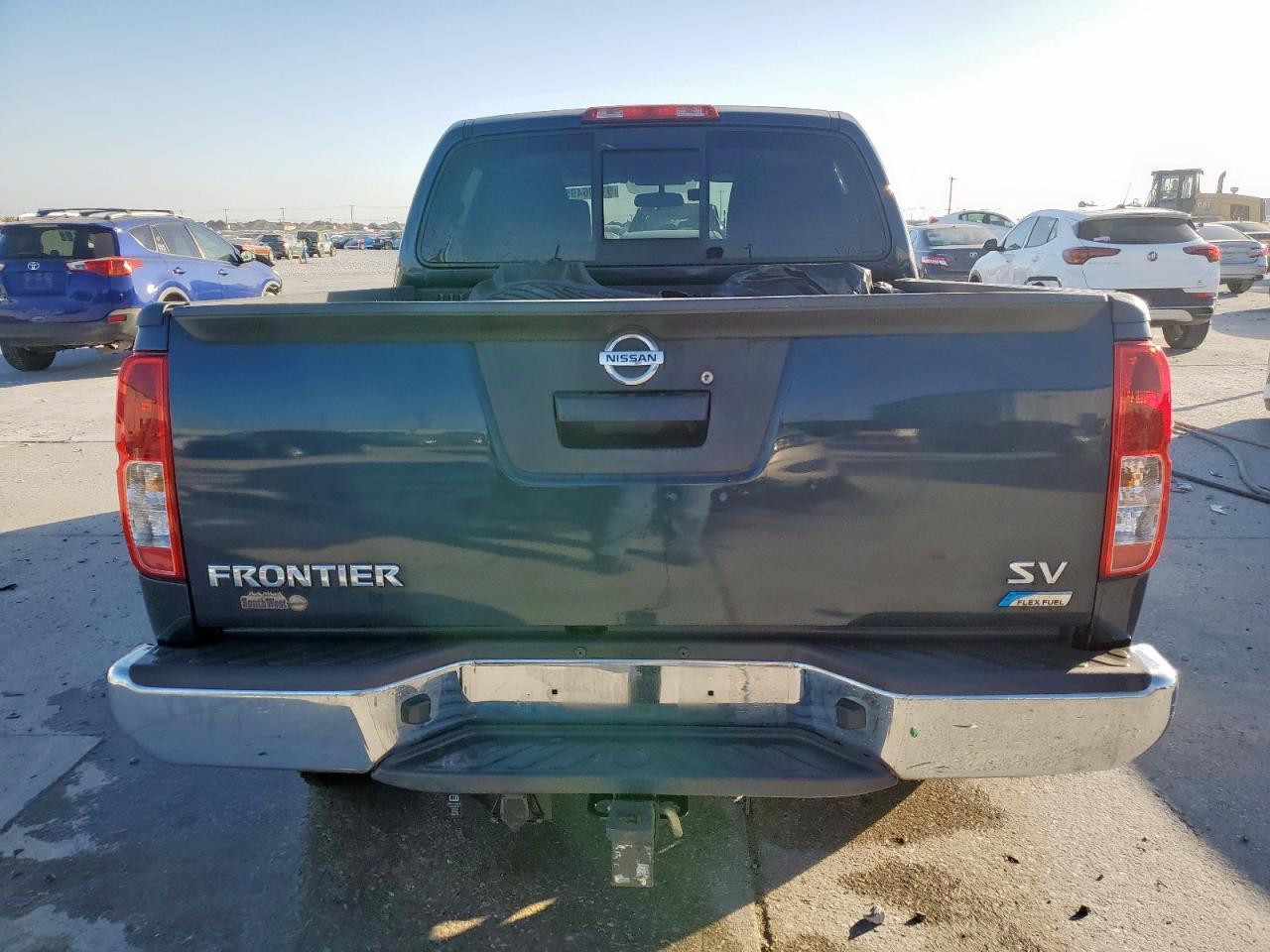 2017 NISSAN Frontier
