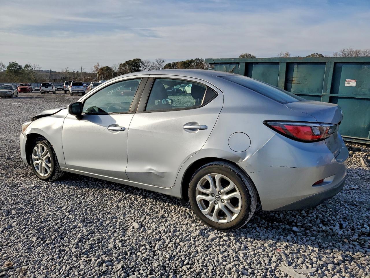2017 TOYOTA YARIS