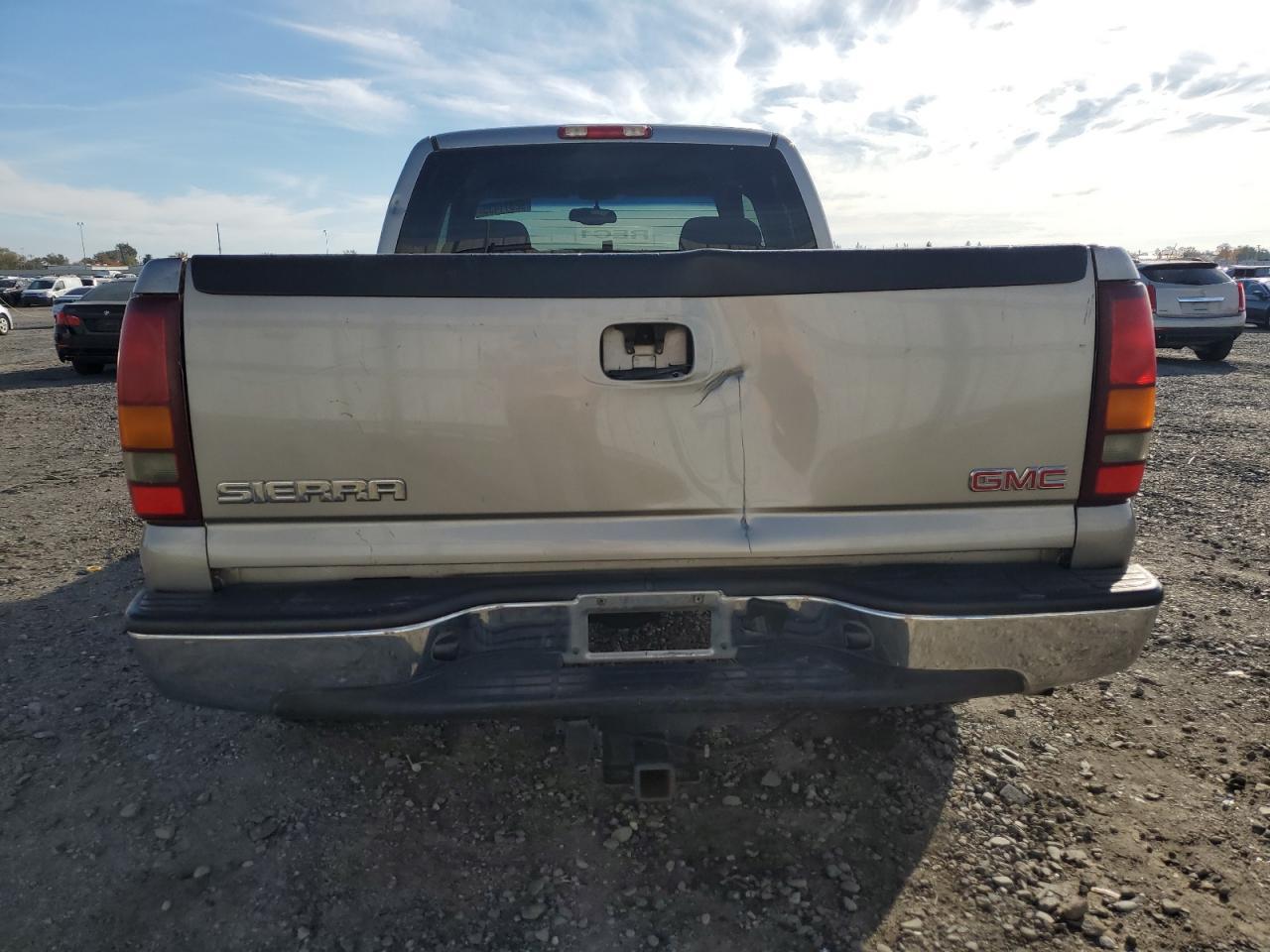 2003 GMC Sierra