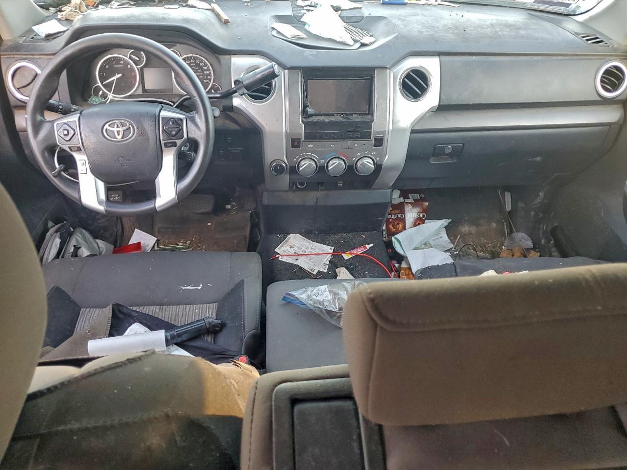 2017 TOYOTA TUNDRA