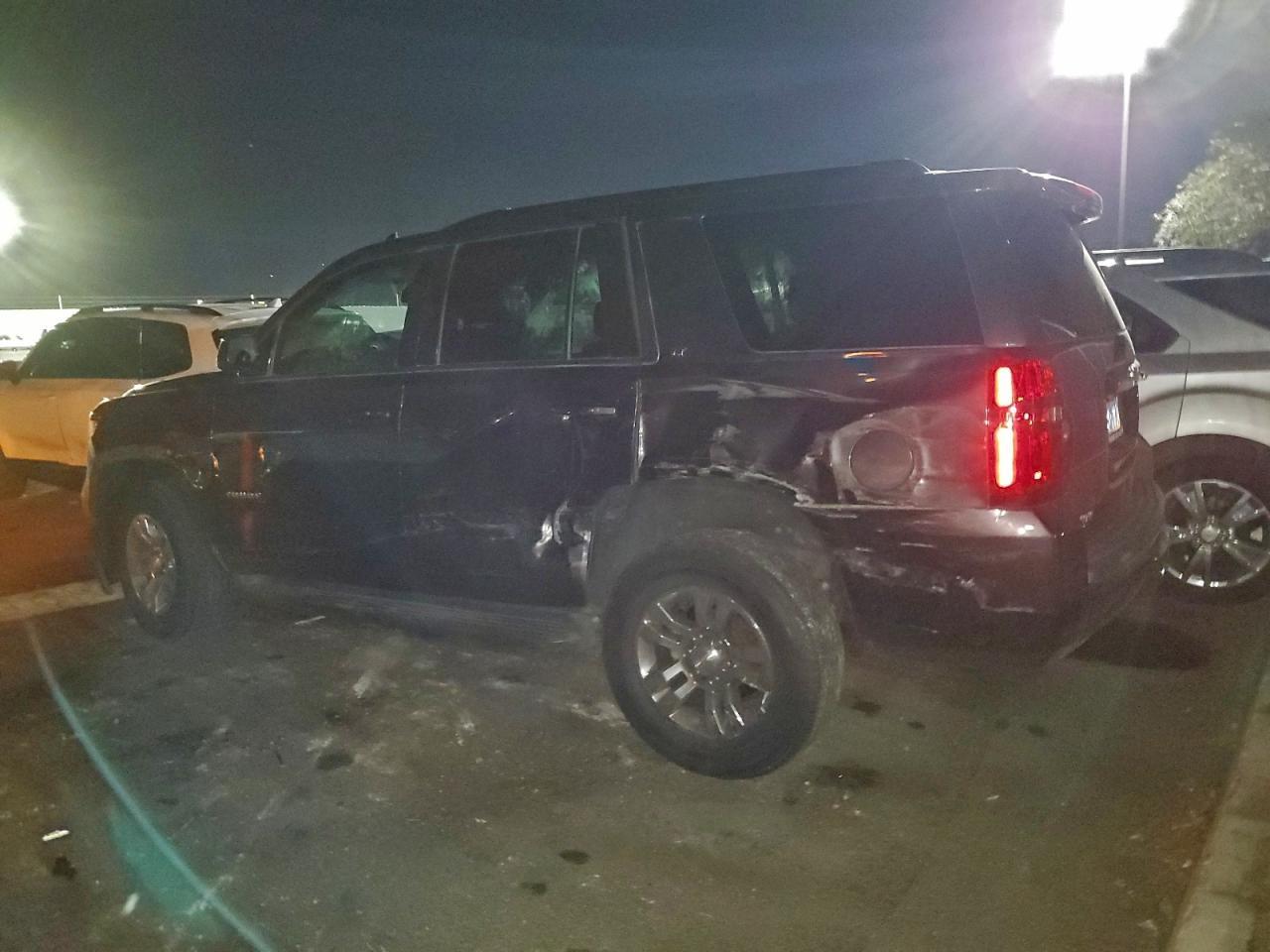 2015 CHEVROLET Tahoe