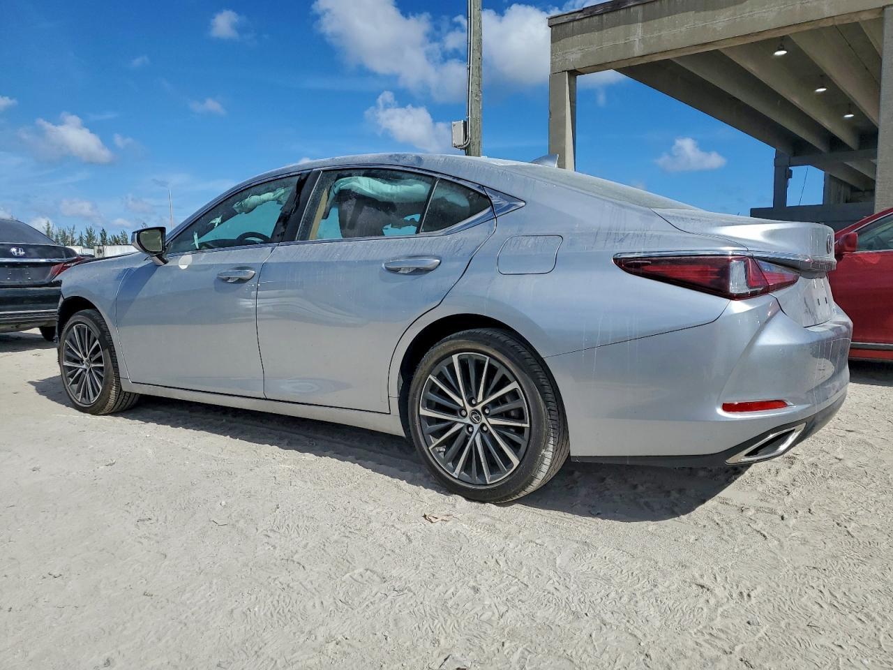 2024 LEXUS ES 350