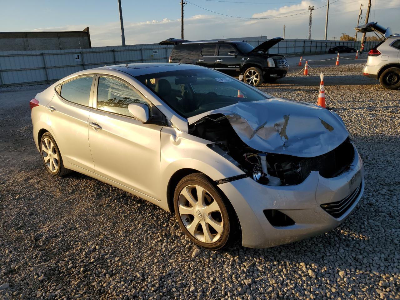 2011 HYUNDAI ELANTRA