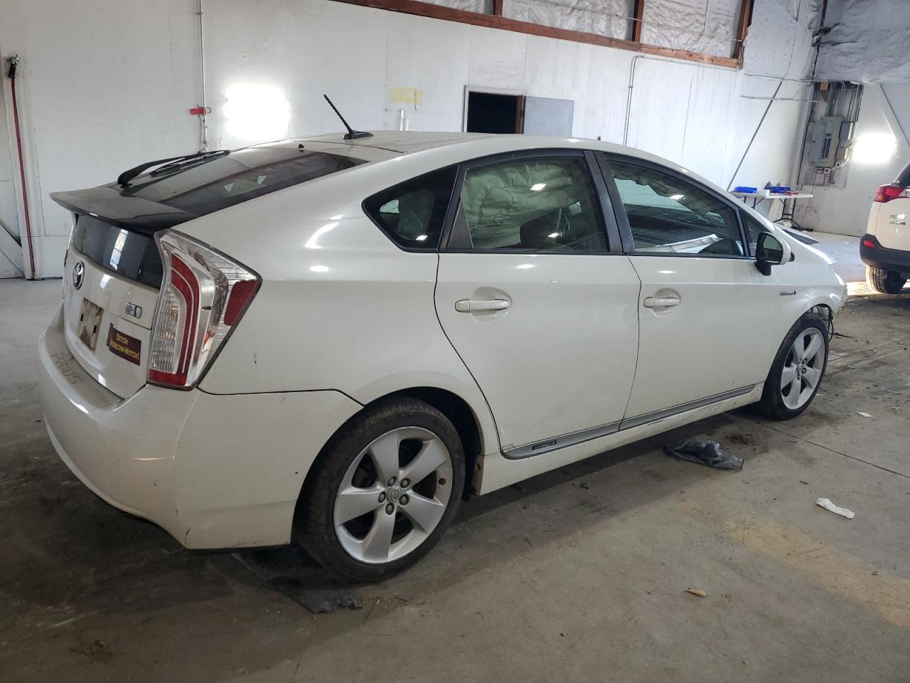 2015 TOYOTA PRIUS