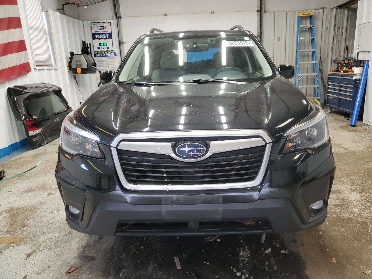 2021 SUBARU FORESTER