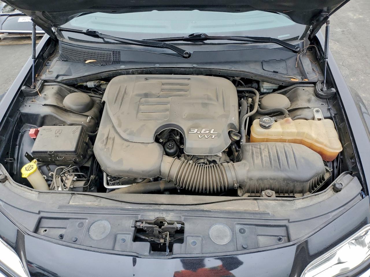 2014 CHRYSLER 300