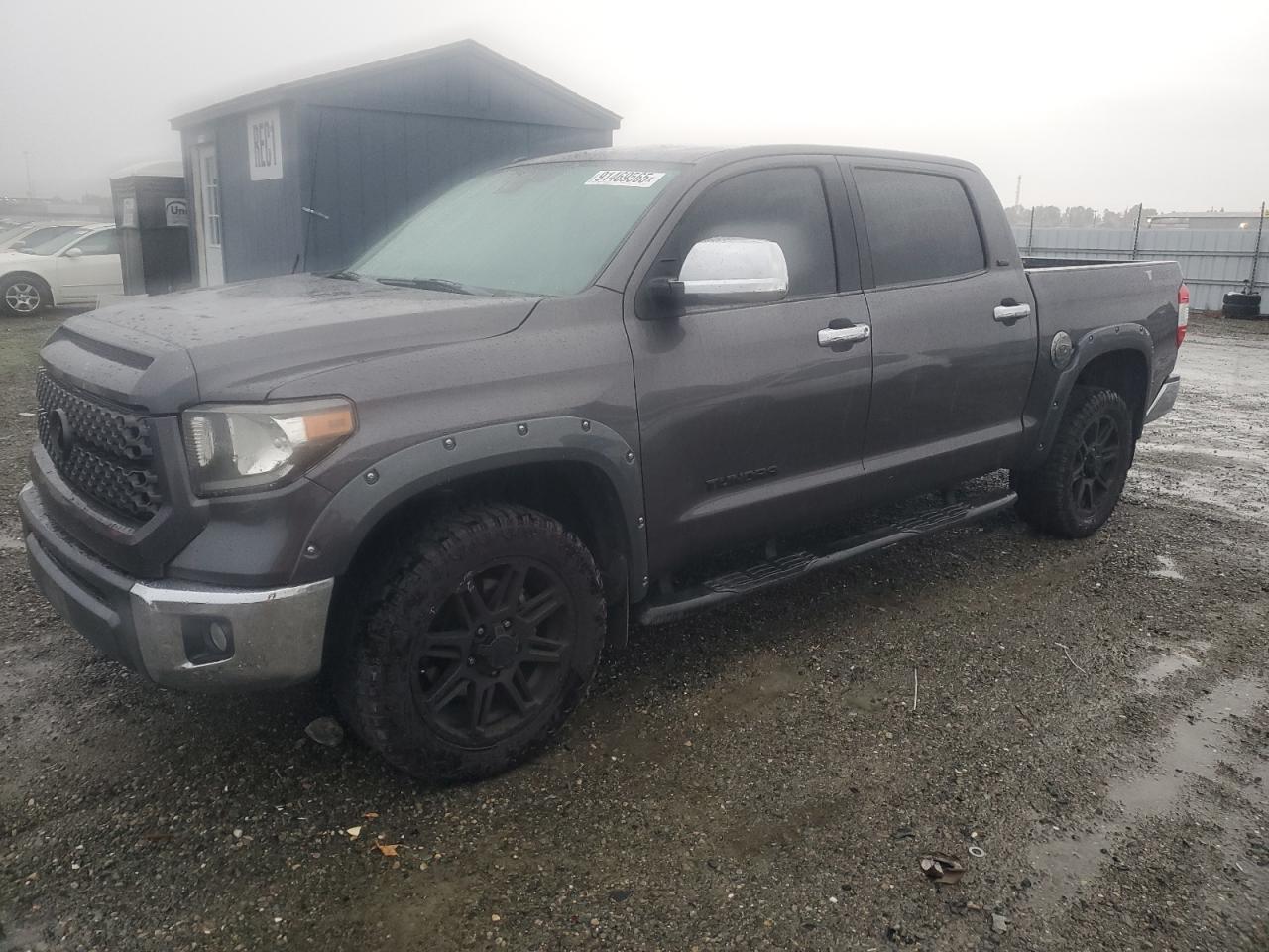 2018 TOYOTA TUNDRA