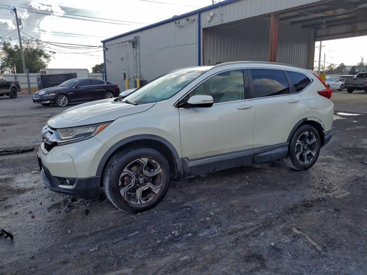 2017 HONDA CR-V