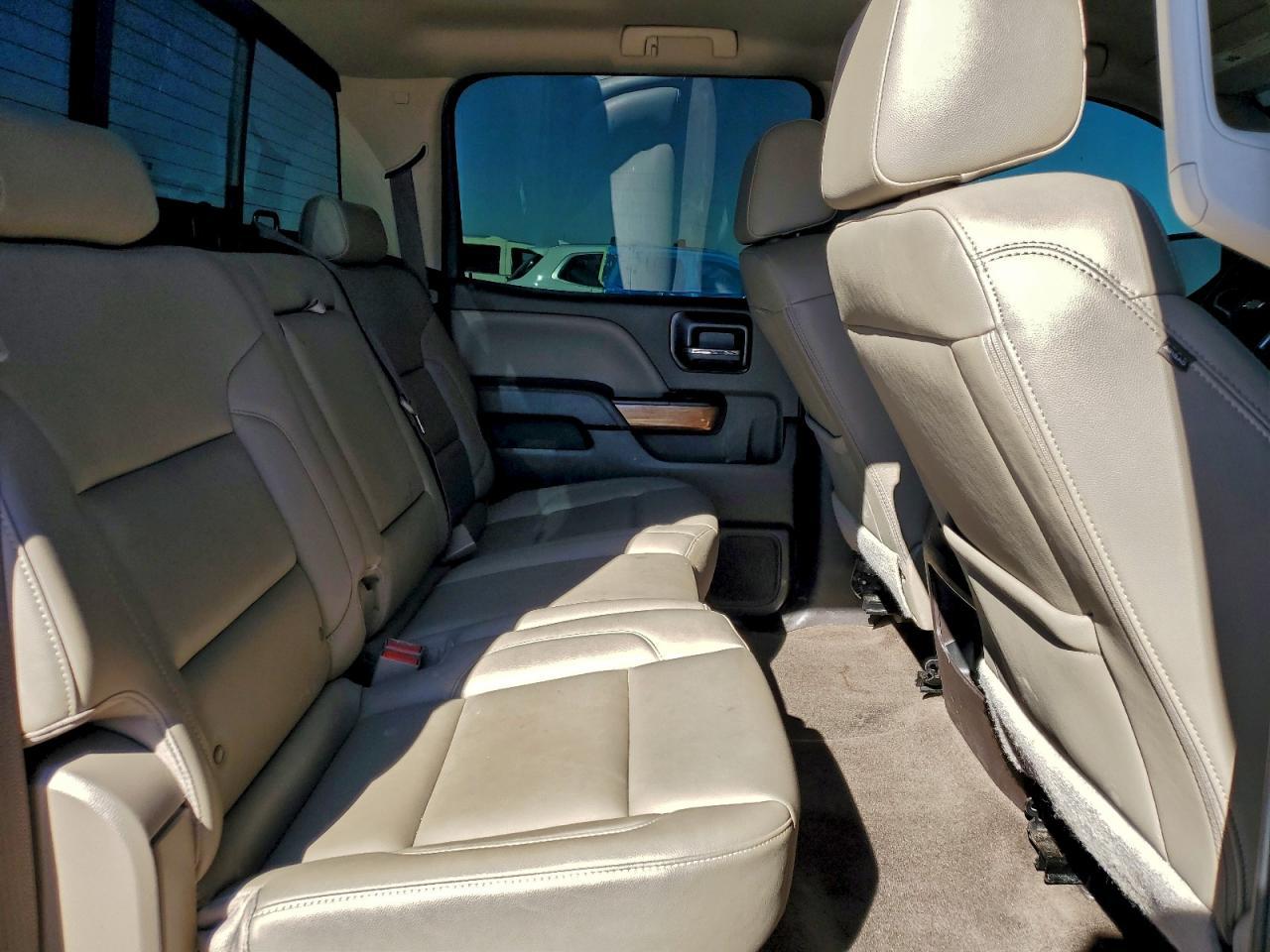 2018 CHEVROLET Silverado
