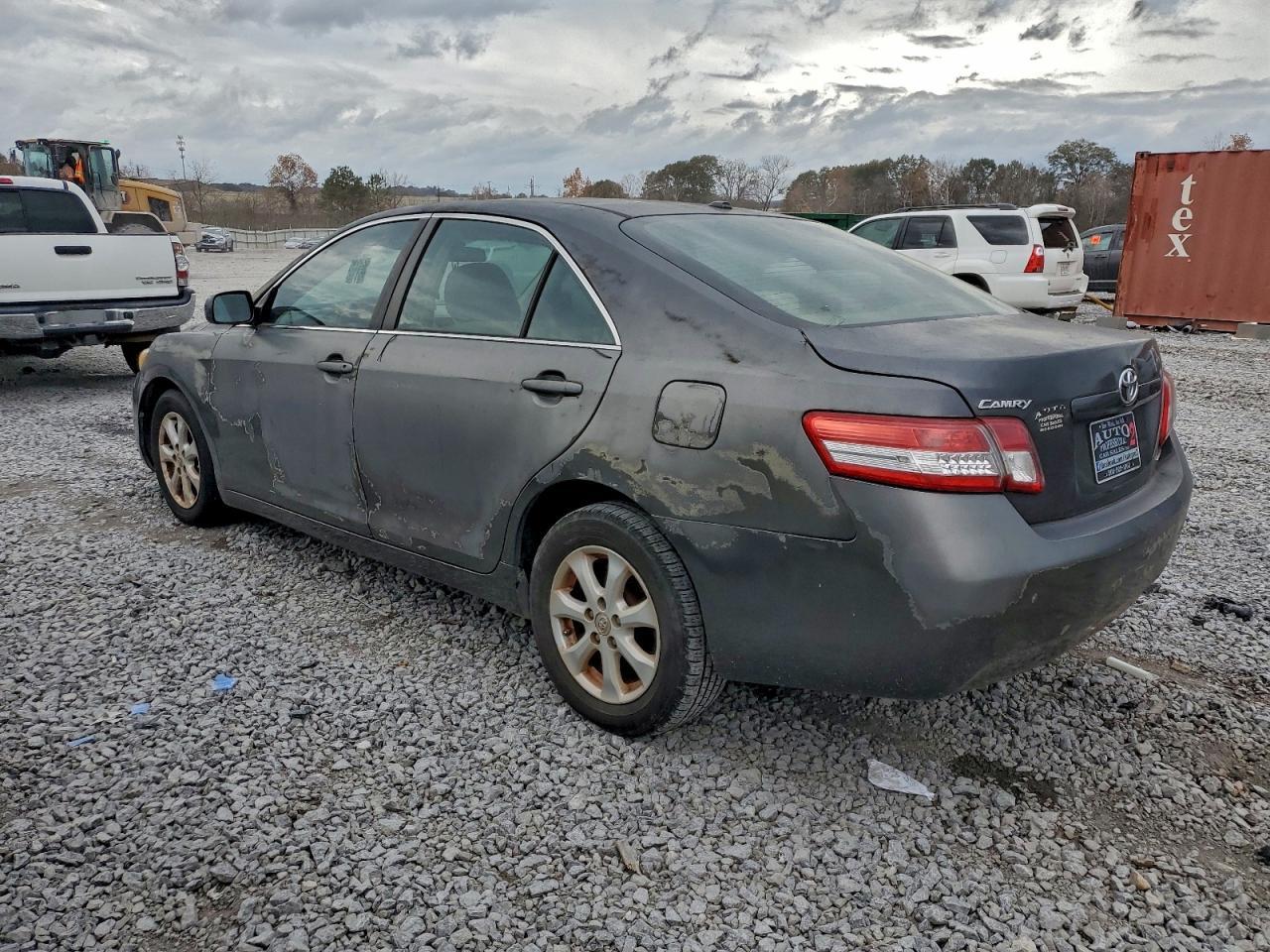 2011 TOYOTA CAMRY