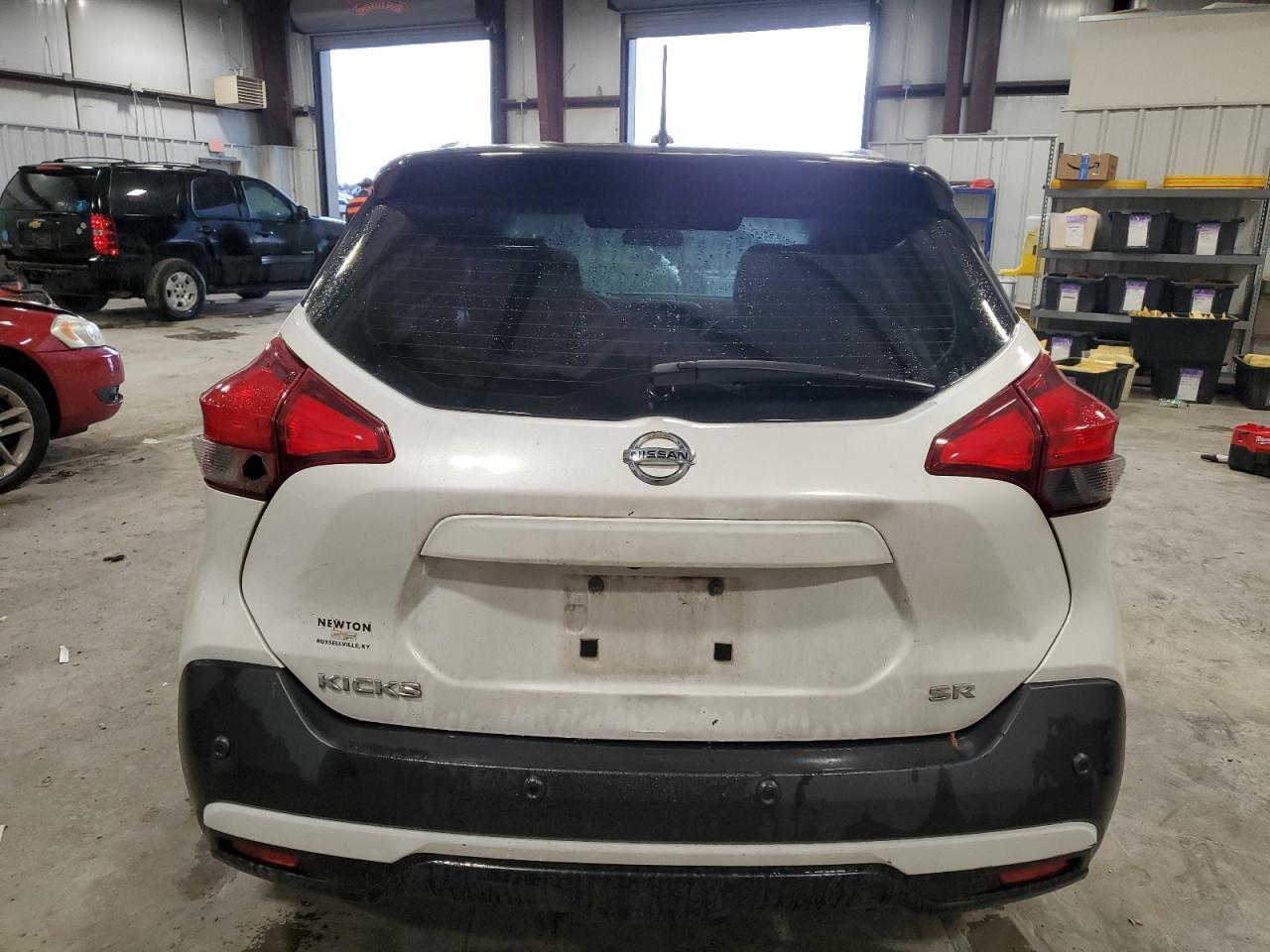 2020 NISSAN KICKS