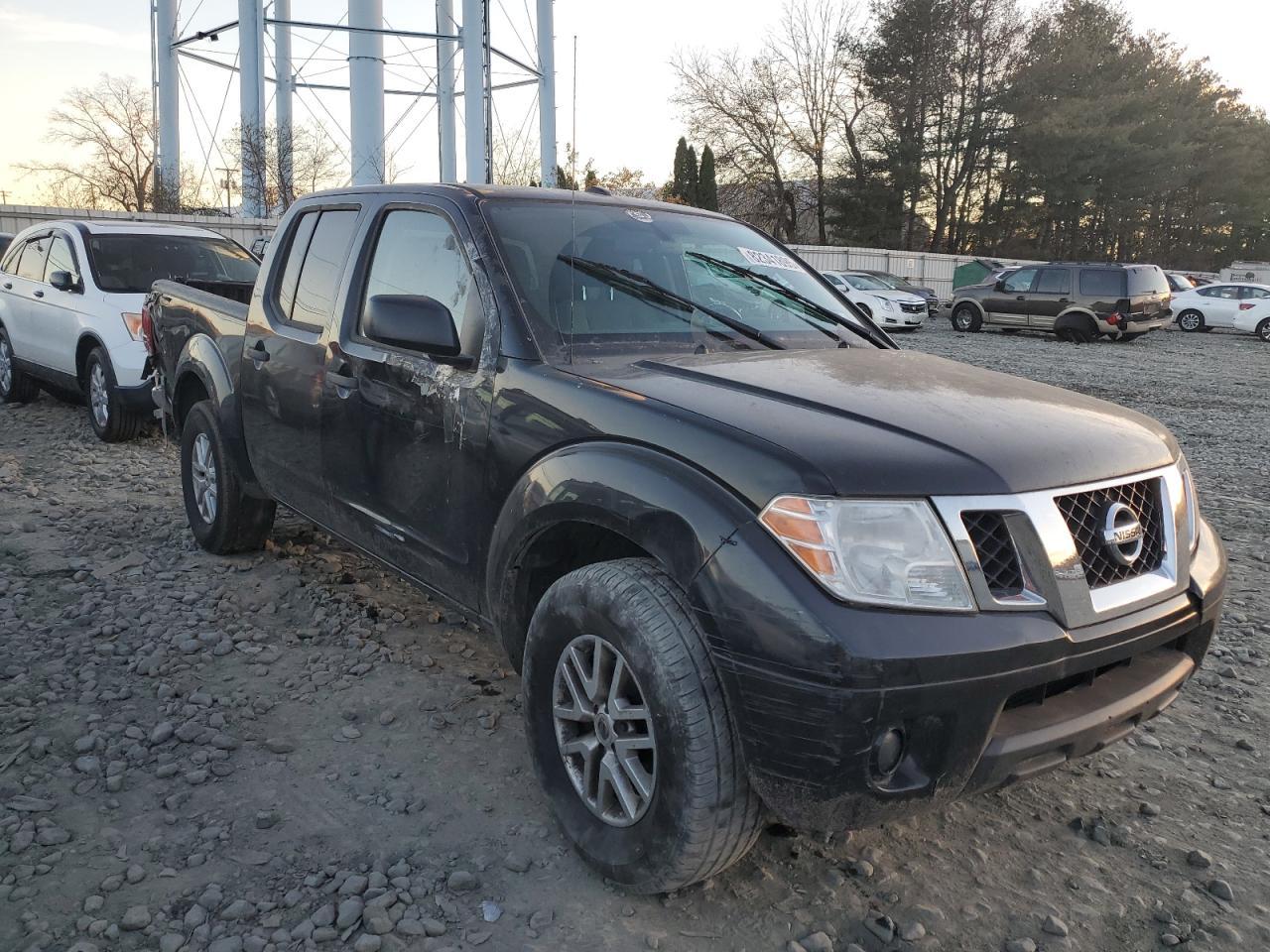 2017 NISSAN Frontier