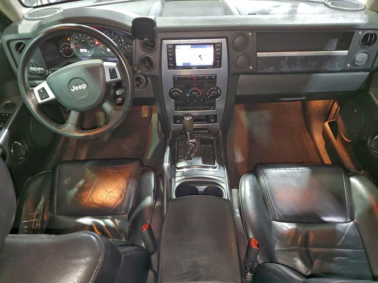 2010 JEEP Commander