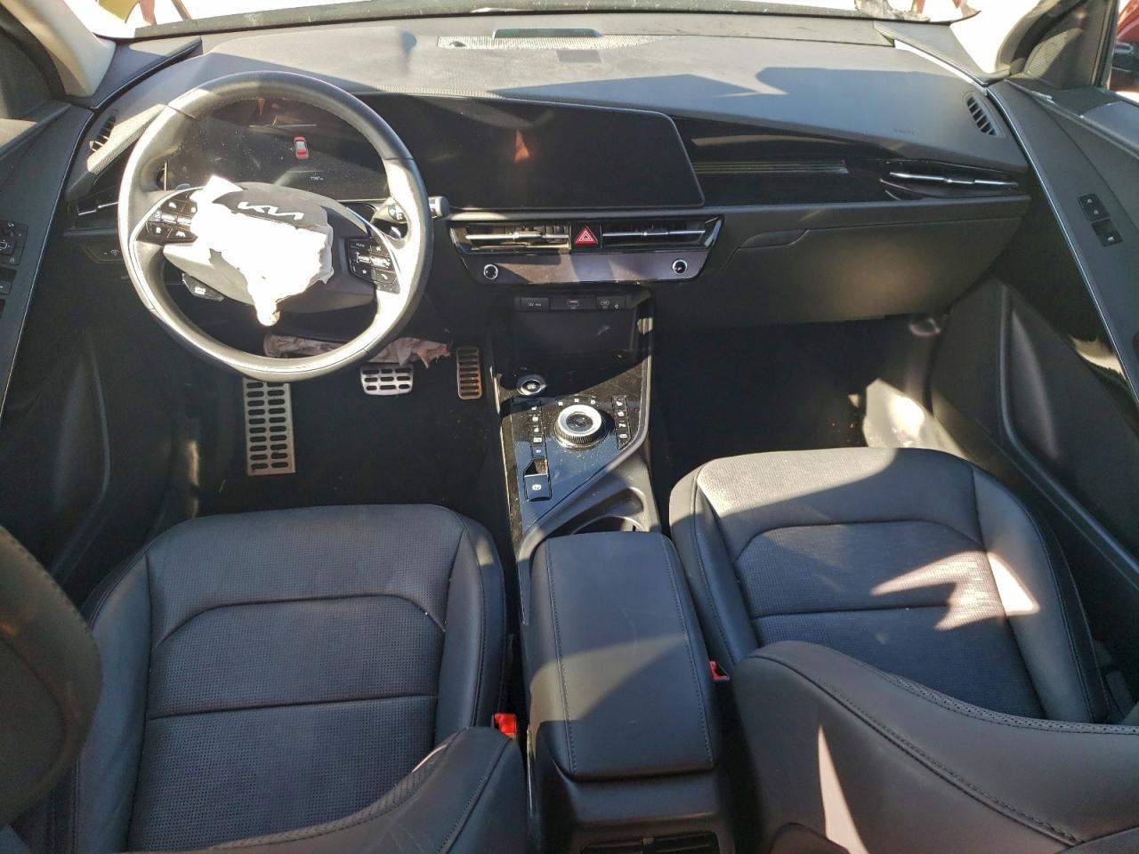 2023 KIA Niro