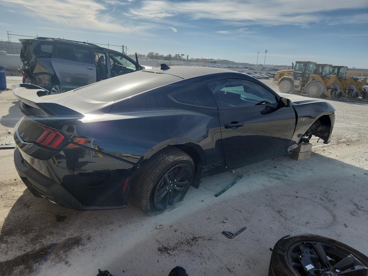 2025 FORD MUSTANG