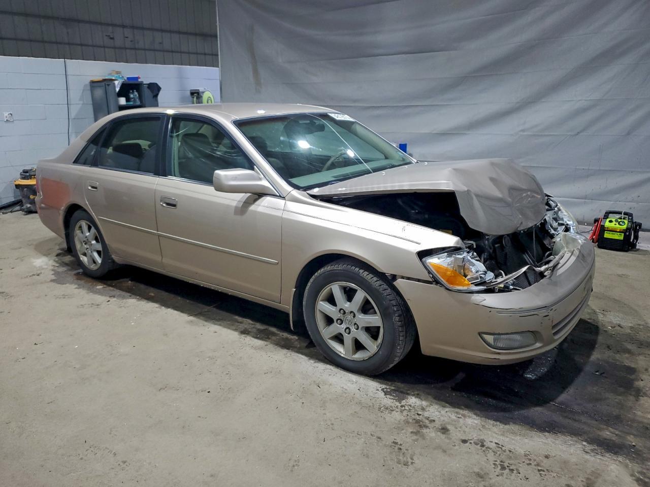 2002 TOYOTA Avalon