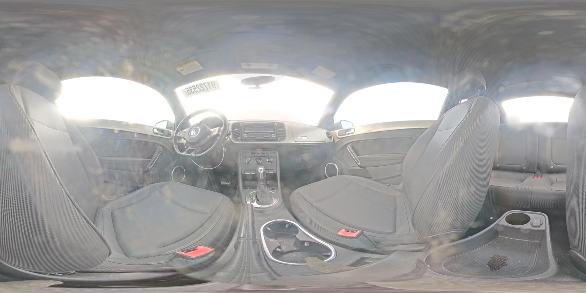 2012 VOLKSWAGEN Beetle
