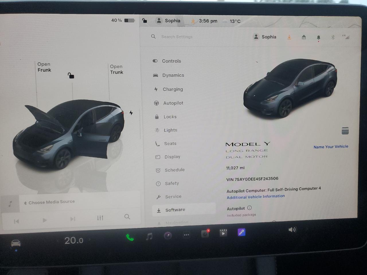 2025 TESLA MODEL Y