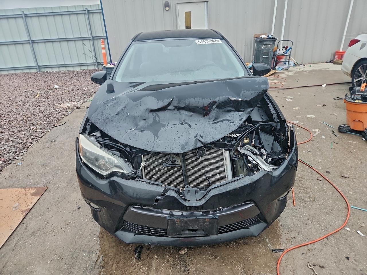 2015 TOYOTA COROLLA