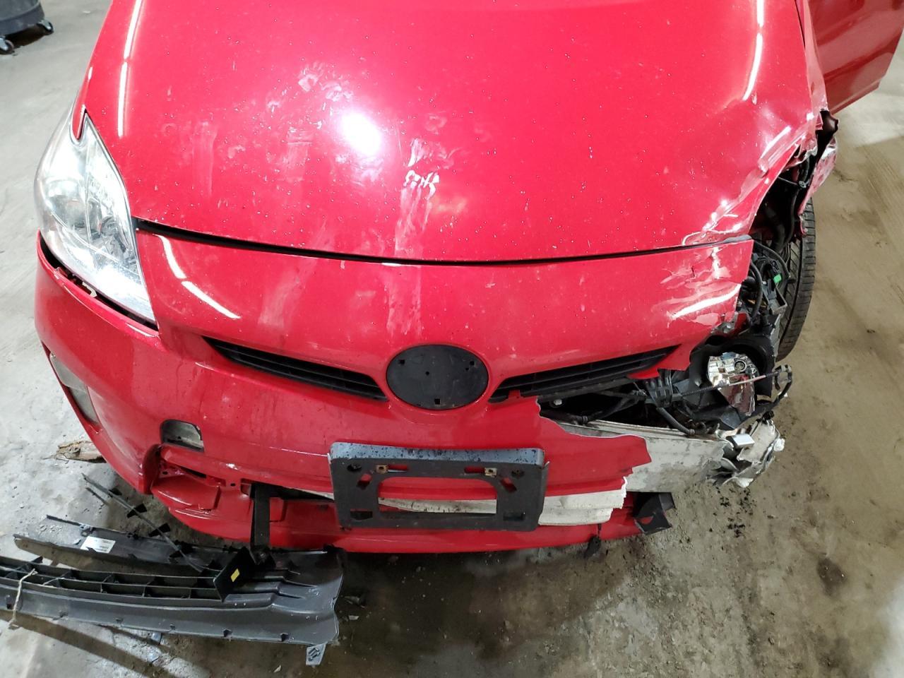 2015 TOYOTA PRIUS