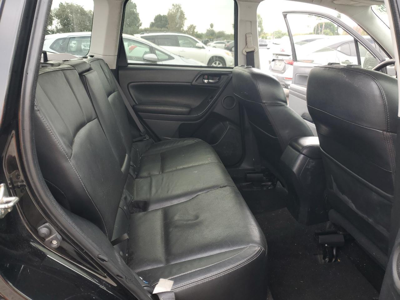 2017 SUBARU FORESTER