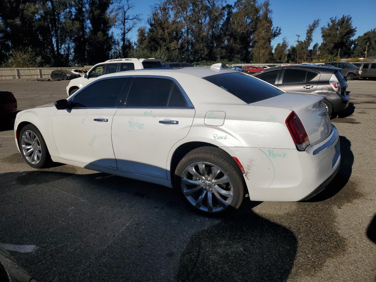 2015 CHRYSLER 300