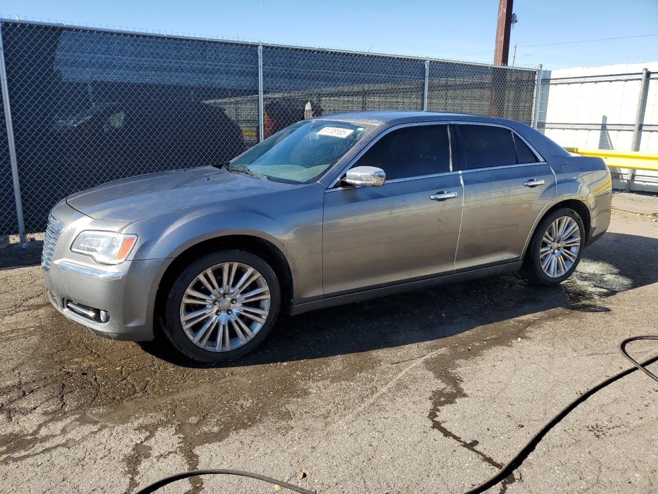 2011 CHRYSLER 300
