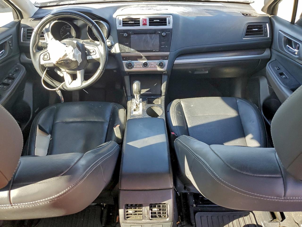 2016 SUBARU Legacy