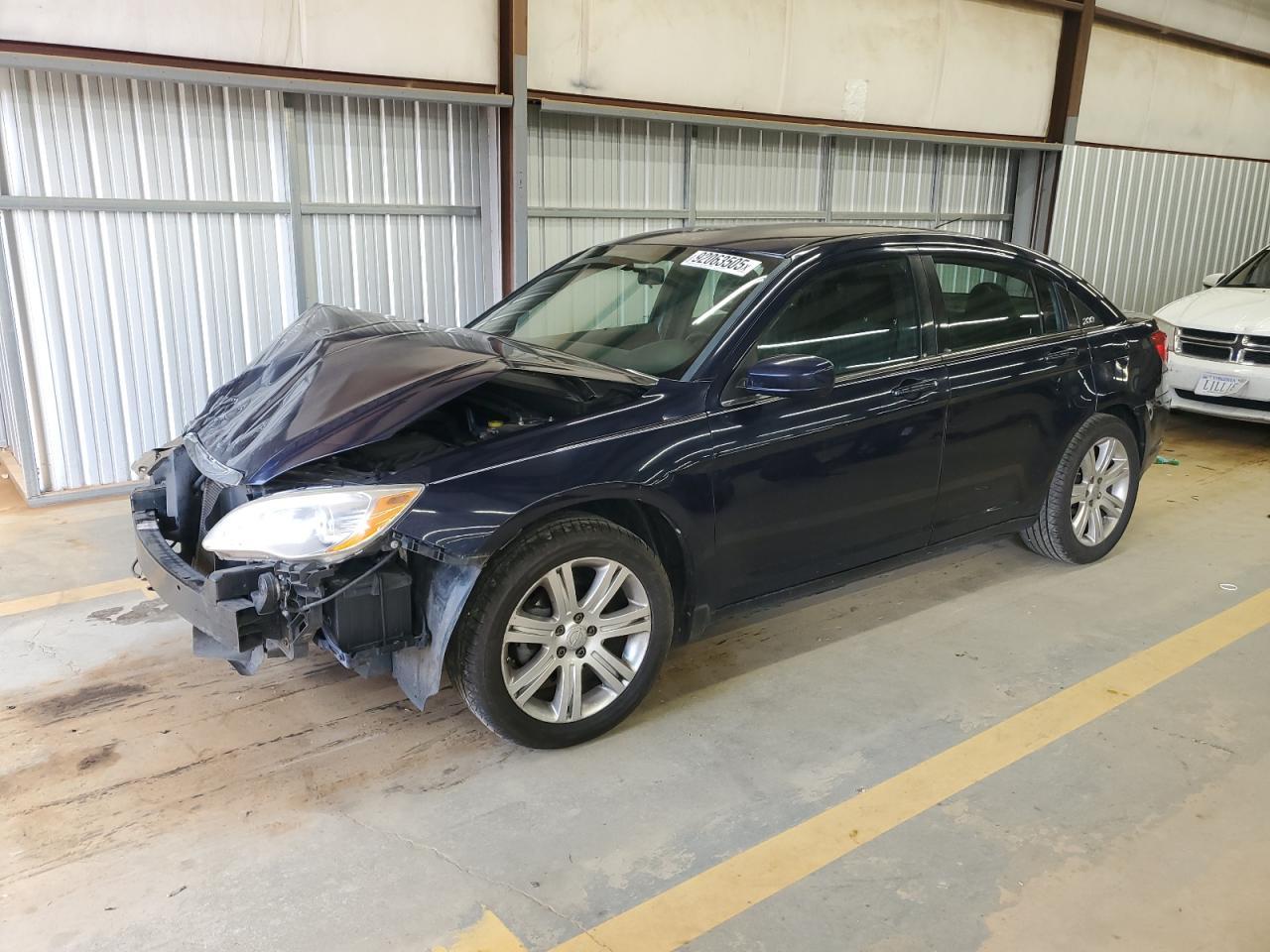 2013 CHRYSLER 200