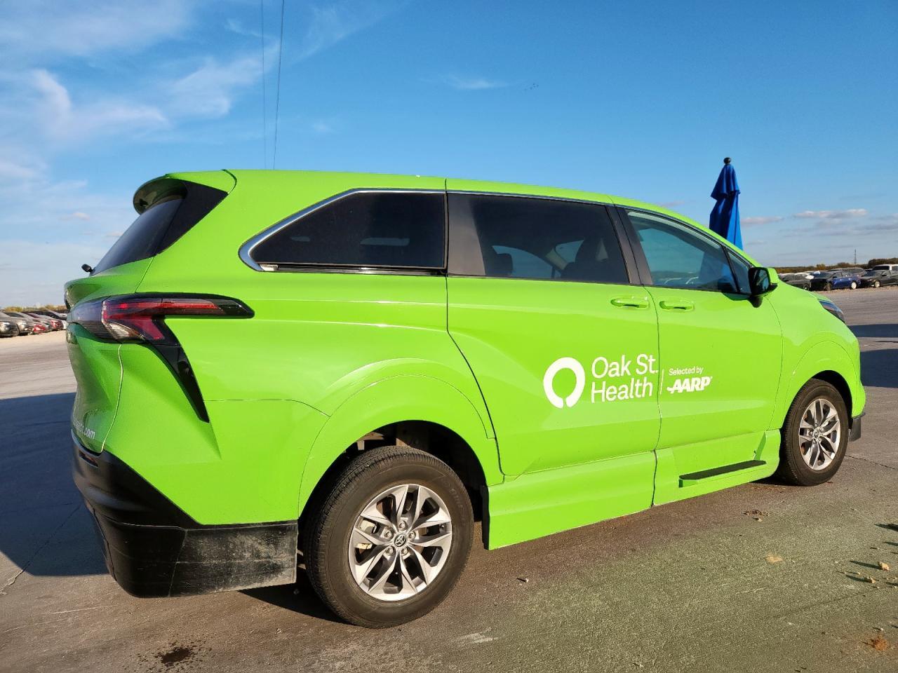 2024 TOYOTA SIENNA