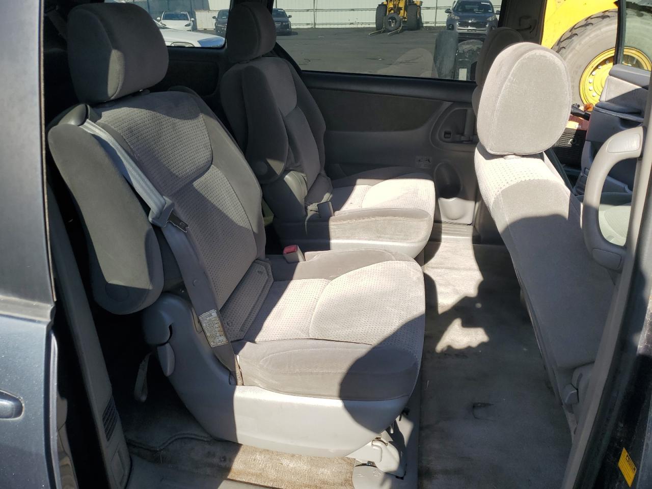 2008 TOYOTA SIENNA
