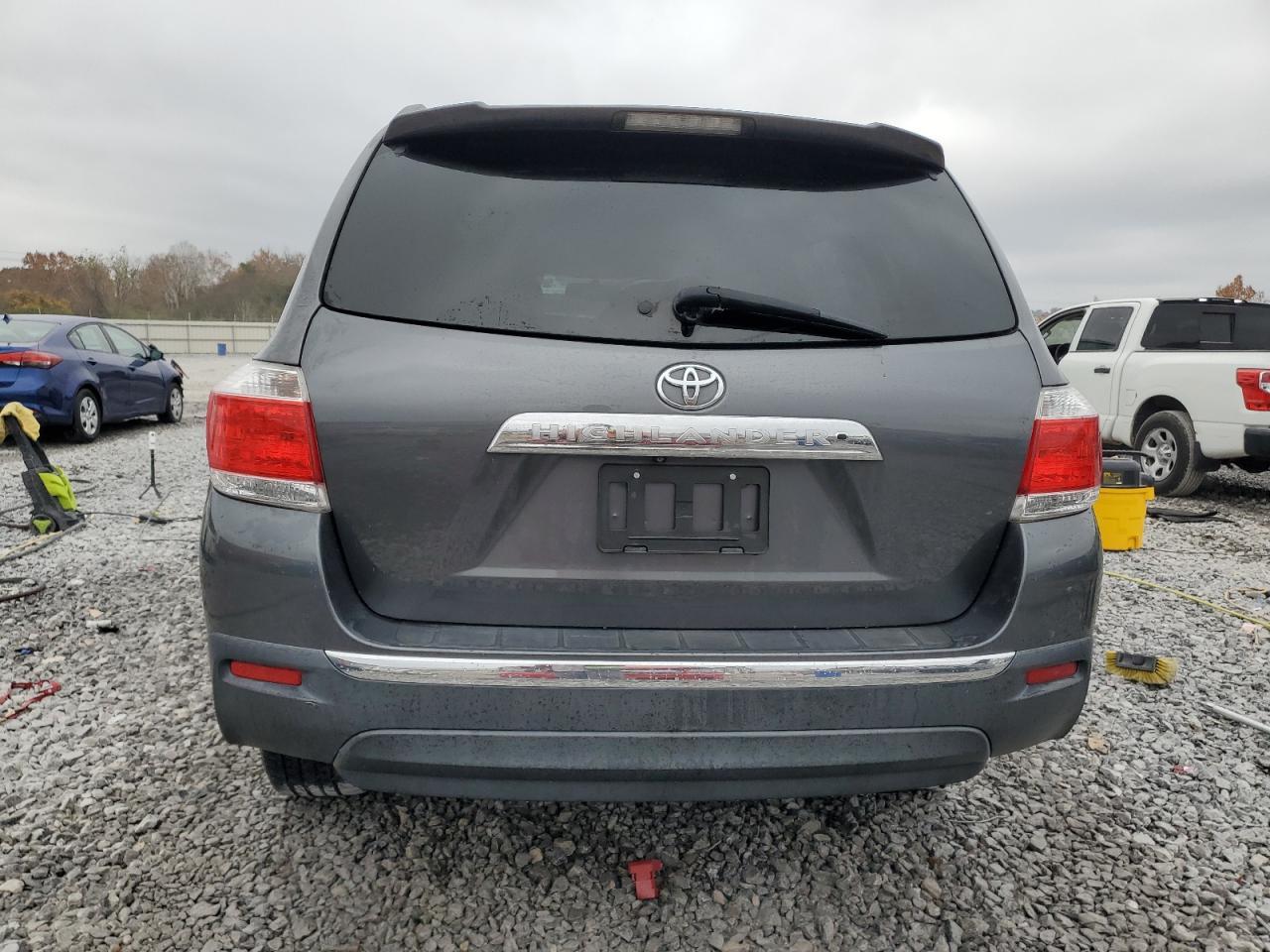 2012 TOYOTA HIGHLANDER